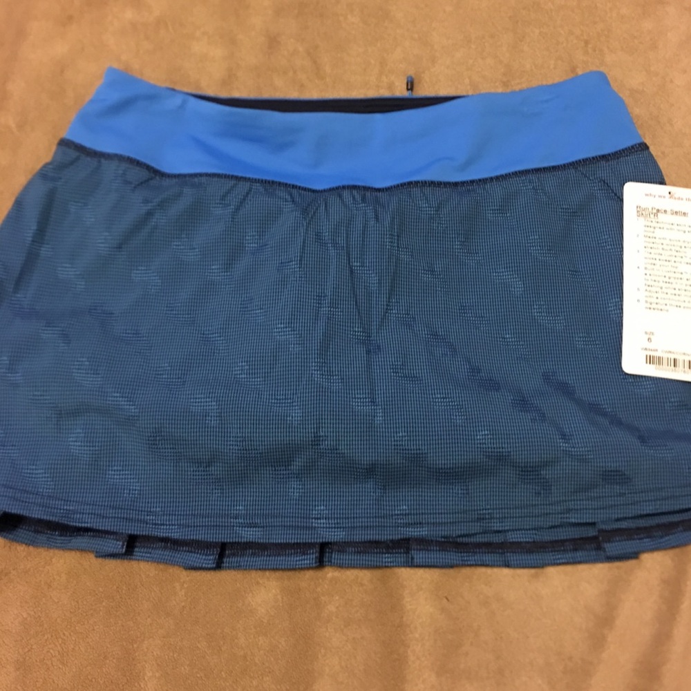 NWT Lululemon Pacesetter skirt. Size 6.